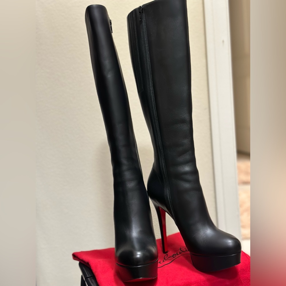 christian louboutin knee high Bianca boots